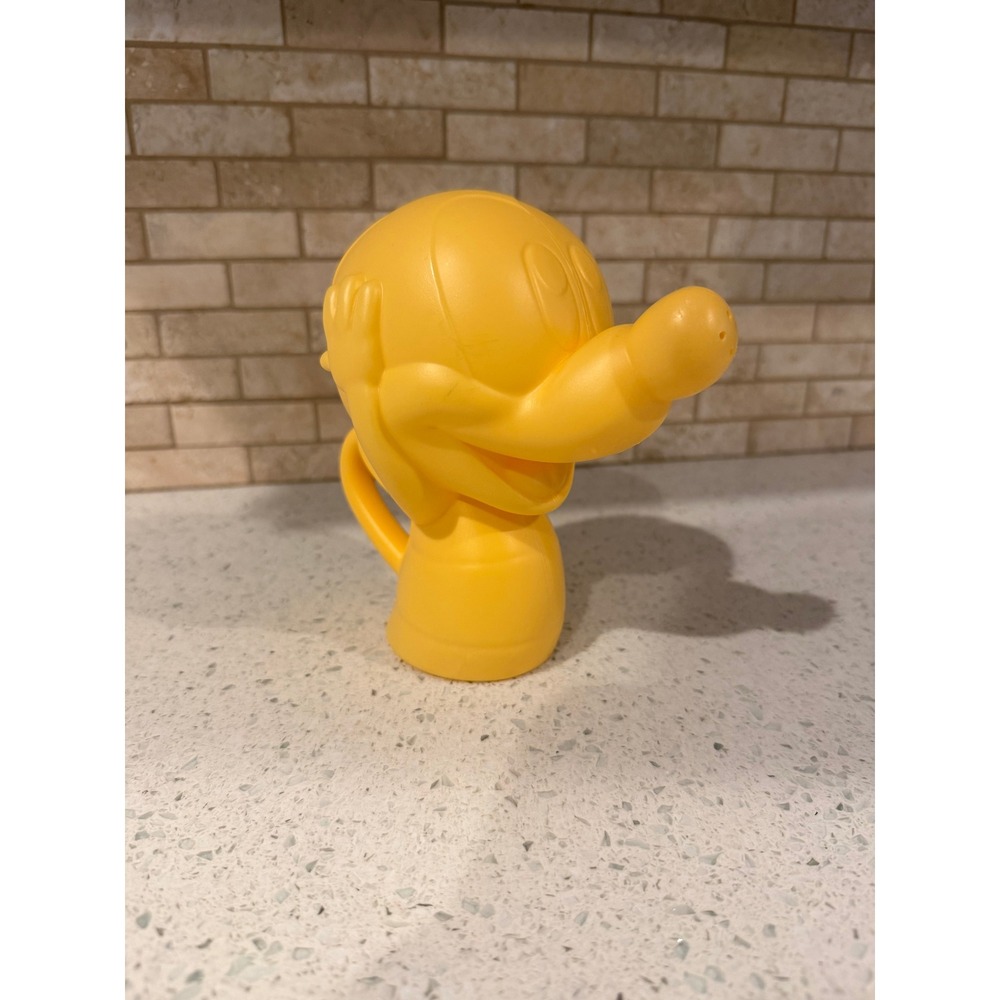 Disney Epcot Flower And Garden 2025 Spike The Bee Small Plastic Watering Can